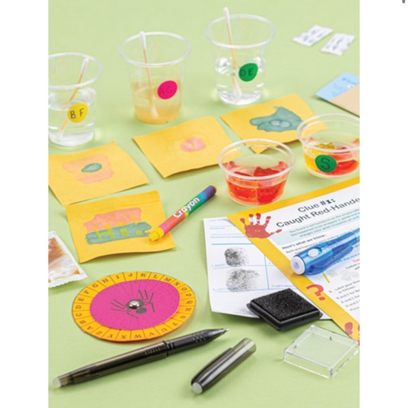 Genius Box Whodunnit Fingerprint Artwork Kids STEM Kit - Picture 5 of 6